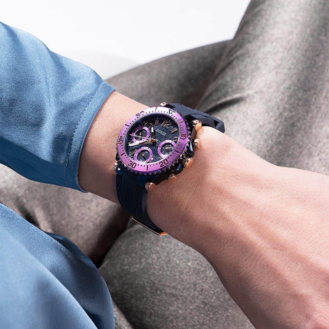 Montre Guess  pour femme GW0466L2